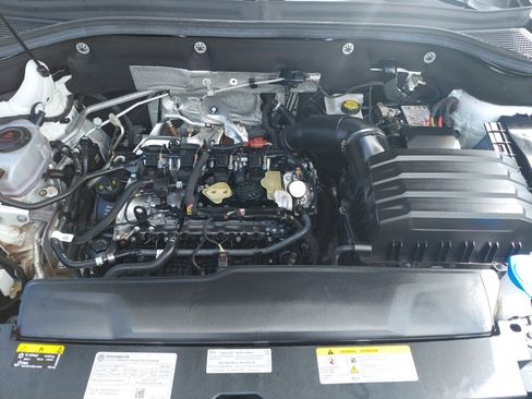 Used 2024 Volkswagen Atlas SE image 29