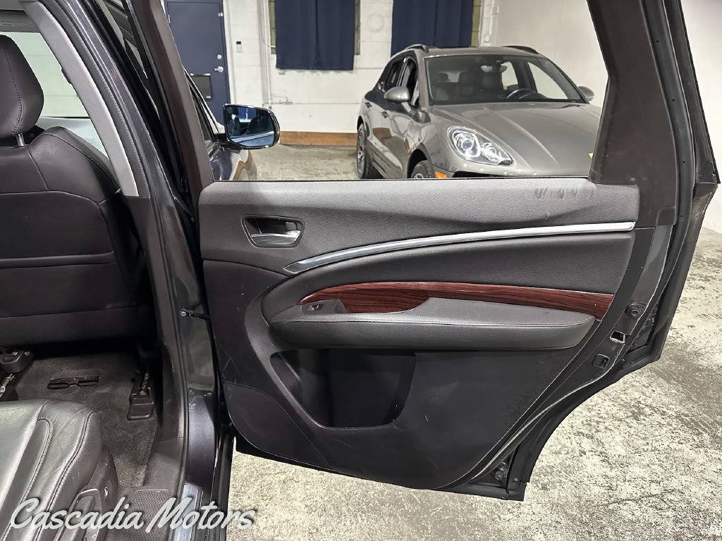 Used 2014 Acura MDX w/ Technology Package AWD/4WD image 26