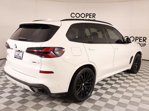 Used 2024 BMW X5 xDrive40i w/ Executive Package AWD/4WD image 22