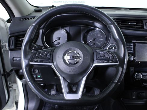 Used 2017 Nissan Rogue SL w/ SL Premium Package image 20