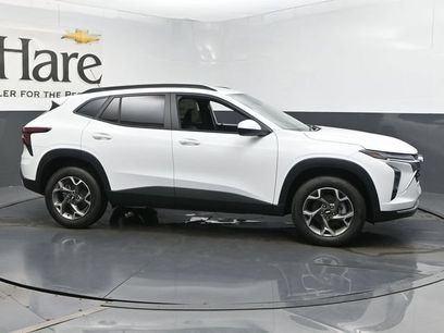 Used 2025 Chevrolet Trax LT w/ Driver Confidence Package