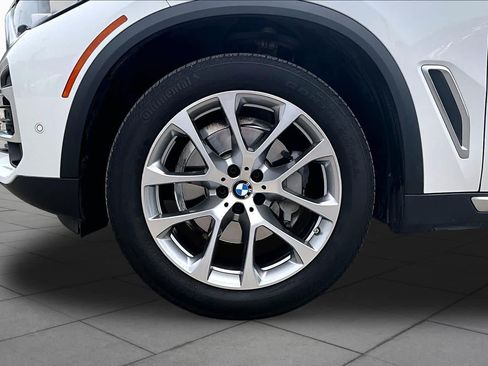 Used 2022 BMW X5 sDrive40i w/ Luxury Seating Package RWD image 11