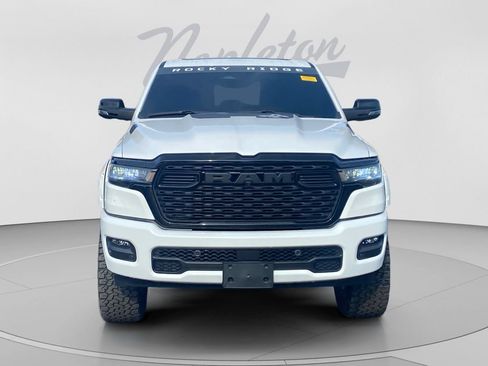 Used 2025 RAM 1500 Big Horn AWD/4WD image 9