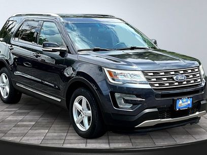 Used 2017 Ford Explorer XLT