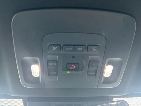 Used 2025 Toyota Camry SE w/ Multimedia Upgrade Package AWD/4WD image 63