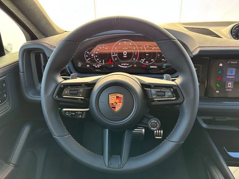 New 2026 Porsche Cayenne GTS image 24