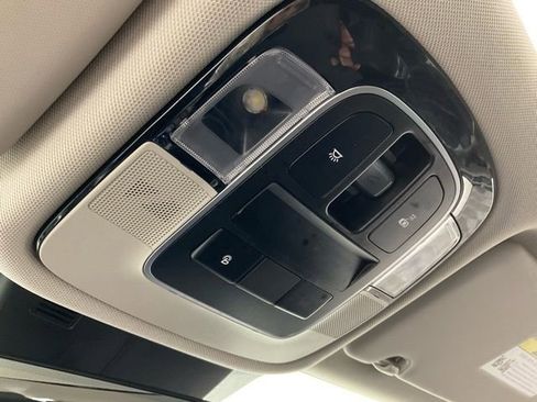 Used 2022 Hyundai Tucson Limited image 21