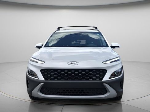 Used 2023 Hyundai Kona SEL w/ Cargo Package FWD image 5