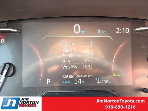 Used 2024 Toyota RAV4 XLE image 18