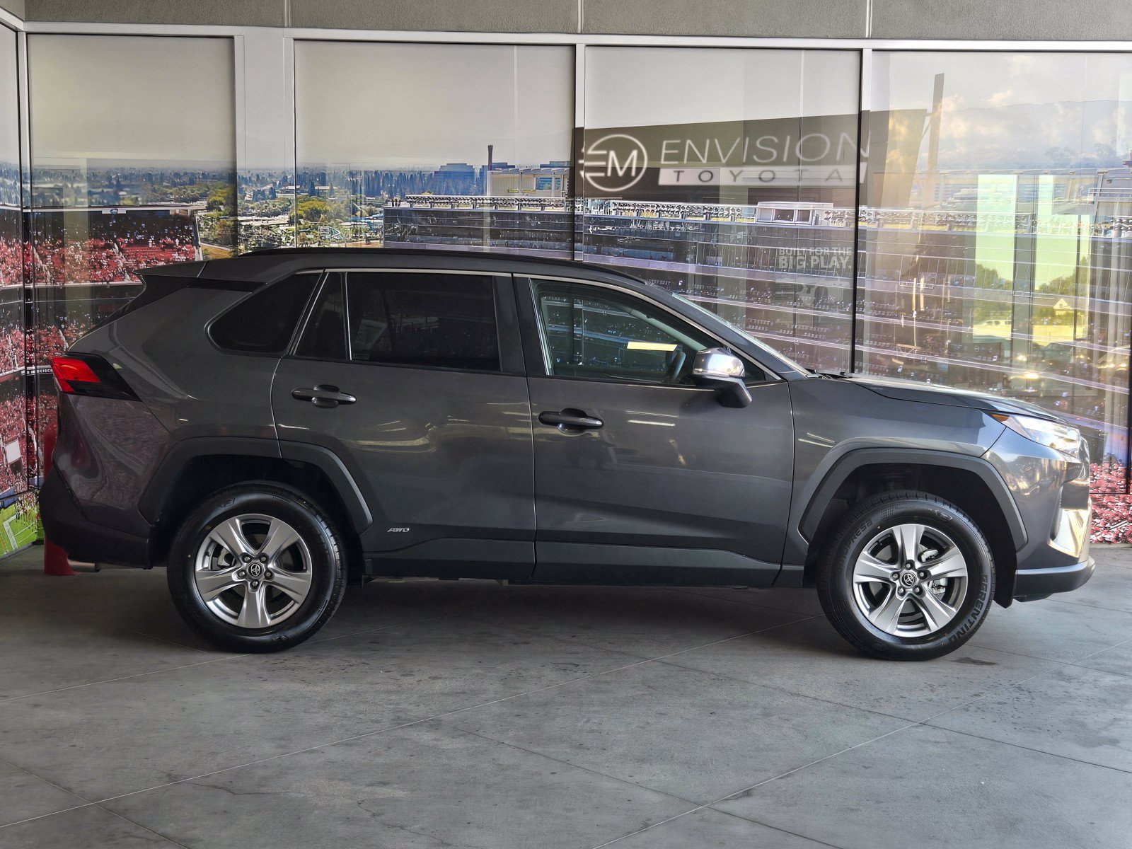 Certified 2025 Toyota RAV4 XLE AWD/4WD image 4