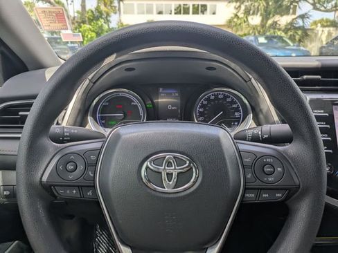 Used 2019 Toyota Camry LE w/ Sunroof Package FWD image 26