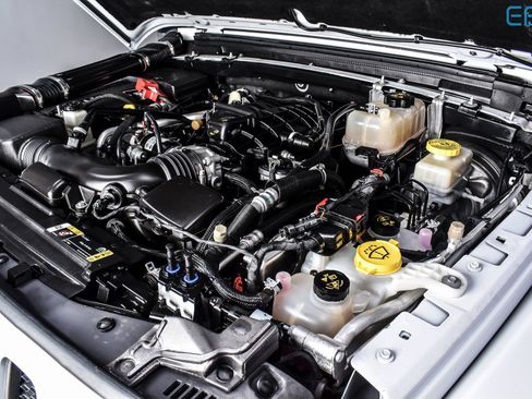 Used 2022 Jeep Wrangler Unlimited Rubicon w/ Xtreme Recon 35" Tire Package image 11