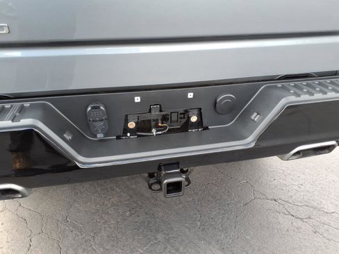 Used 2021 Chevrolet Silverado 1500 LT Trail Boss w/ Bed Protection Package image 13