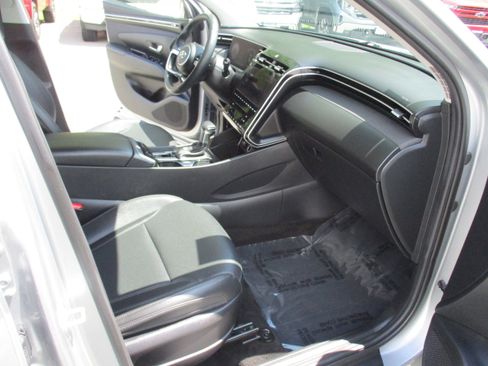 Used 2024 Hyundai Tucson SEL w/ Convenience Package AWD/4WD image 16