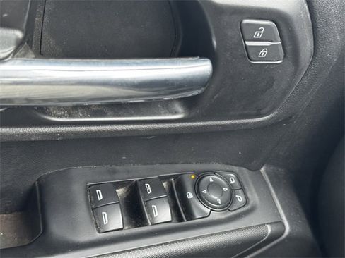 Used 2022 Chevrolet Silverado 1500 Custom Trail Boss image 16