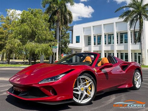 Used 2023 Ferrari F8 Tributo RWD image 10