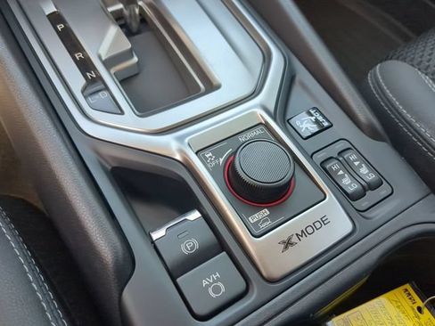 Used 2019 Subaru Forester Premium AWD/4WD image 10