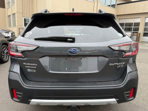 Used 2020 Subaru Outback Limited XT AWD/4WD image 3