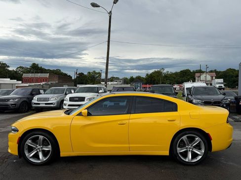 Used 2018 Dodge Charger SXT Plus w/ Quick Order Package 29J RWD image 7