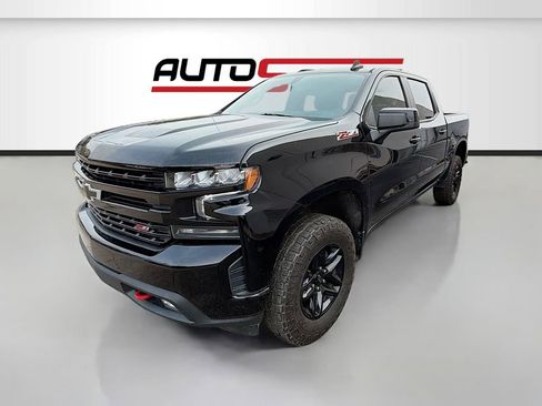 Used 2022 Chevrolet Silverado 1500 LT Trail Boss image 3