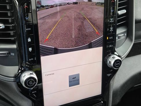 New 2026 RAM 3500 Tradesman AWD/4WD image 18