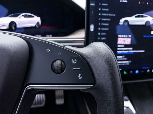 Used 2021 Tesla Model S Plaid image 29