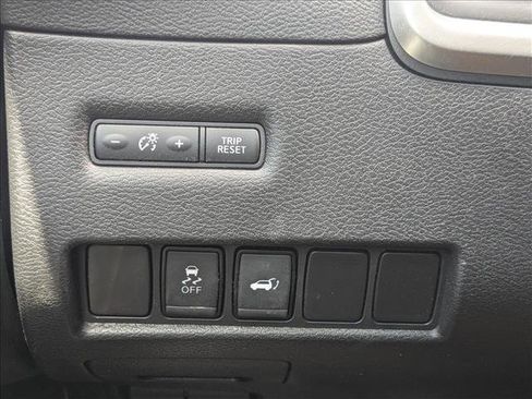 Used 2017 Nissan Murano SL FWD image 22