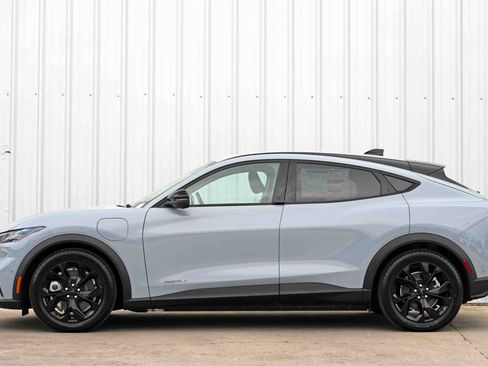 Used 2024 Ford Mustang Mach-E Select w/ Comfort Package Lite image 8