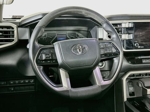Used 2022 Toyota Tundra SR5 AWD/4WD image 17
