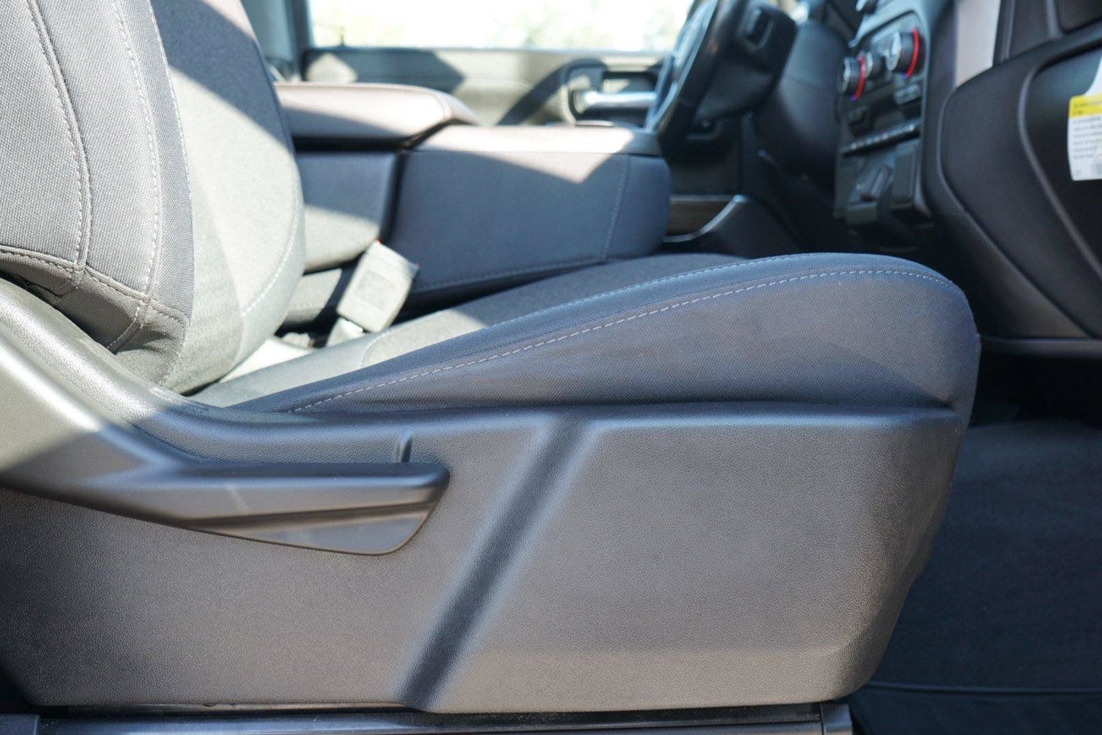 Used 2019 Chevrolet Silverado 1500 LT w/ Texas Edition RWD image 28