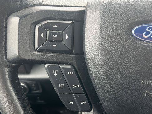 Used 2019 Ford F150 XLT w/ Equipment Group 302A Luxury AWD/4WD image 9