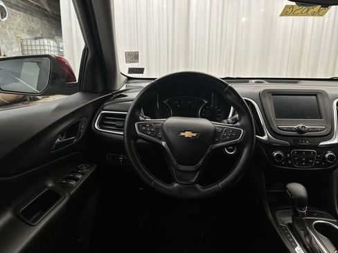 Used 2022 Chevrolet Equinox LT image 15