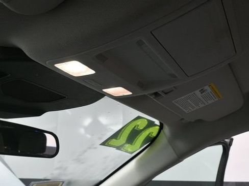 Used 2022 Ford Escape SE FWD image 22
