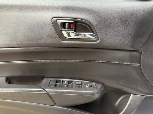 Used 2014 Acura ILX w/ Technology Package image 9