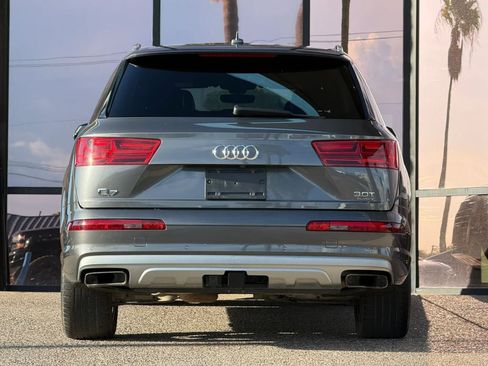 Used 2018 Audi Q7 3.0T Prestige w/ Prestige Package AWD/4WD image 10
