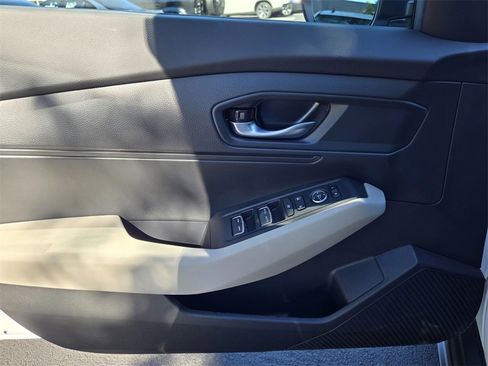 New 2025 Honda Accord LX image 17