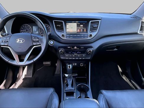 Used 2016 Hyundai Tucson Limited FWD image 16