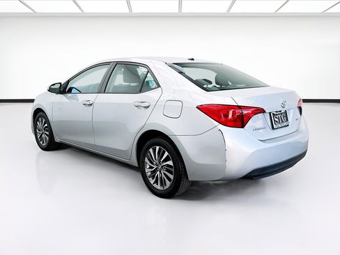 Used 2017 Toyota Corolla XLE w/ Carpet Mat Package (TMS) FWD image 6