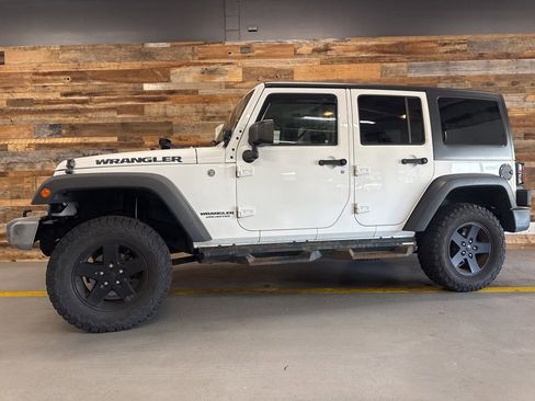 Used 2017 Jeep Wrangler Unlimited Sport AWD/4WD image 12