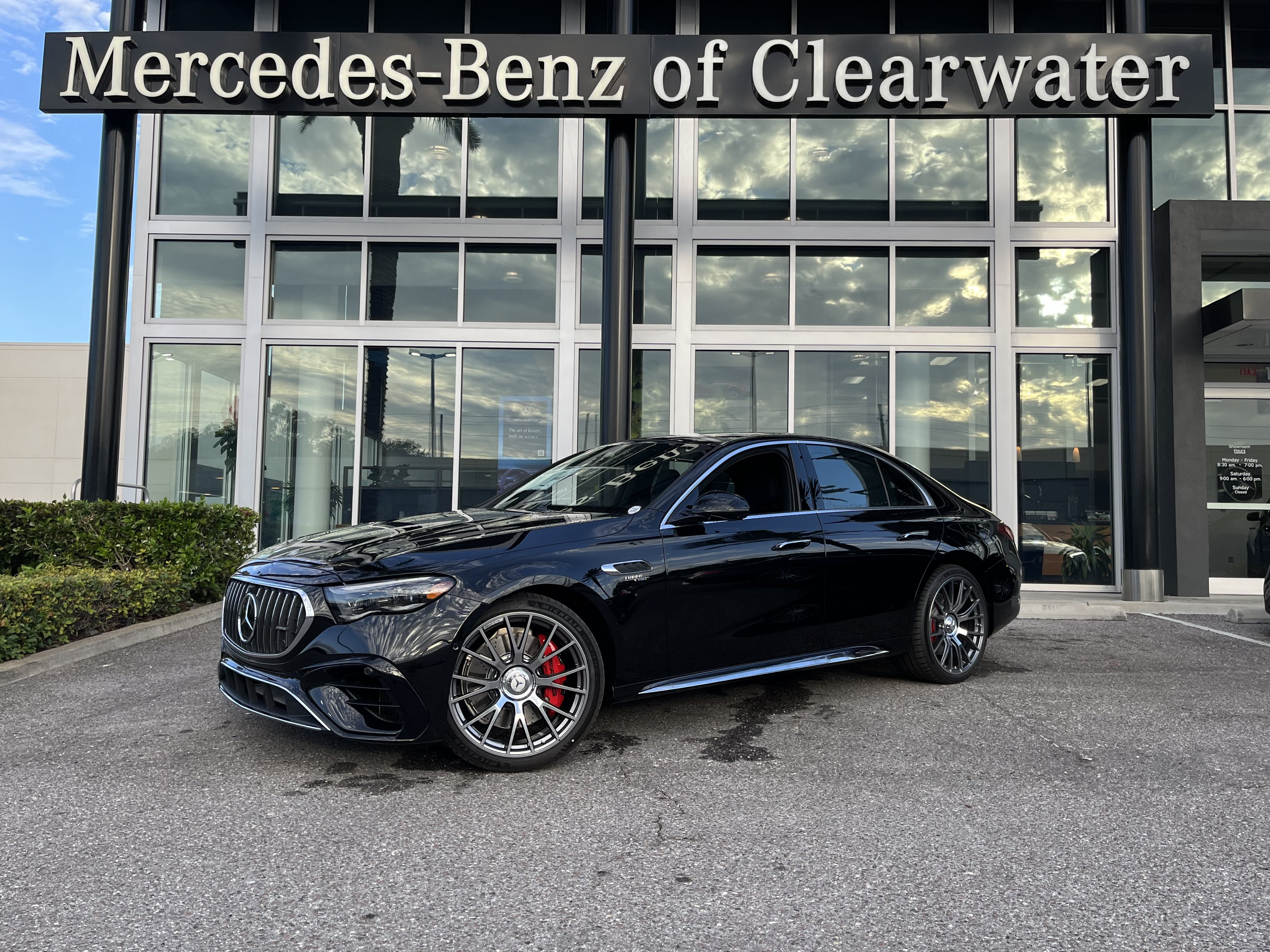 New 2026 Mercedes-Benz E 53 AMG e 4MATIC Sedan image 1