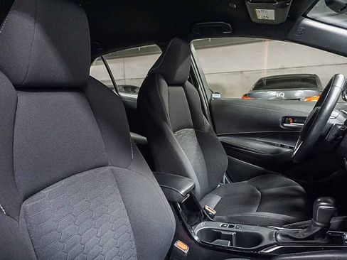 Certified 2024 Toyota Corolla SE w/ SE Package image 18