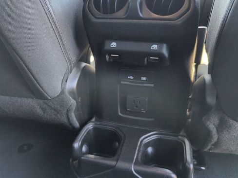 Used 2019 Jeep Wrangler Unlimited Sahara AWD/4WD image 42