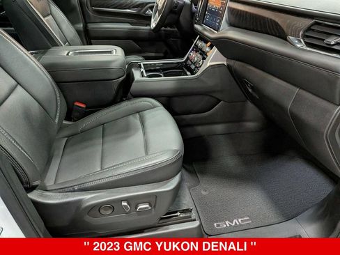 Used 2023 GMC Yukon Denali w/ Advanced Technology Package AWD/4WD image 38