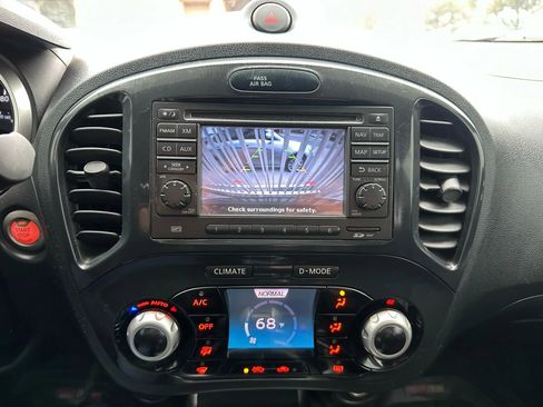 Used 2013 Nissan Juke SV image 6
