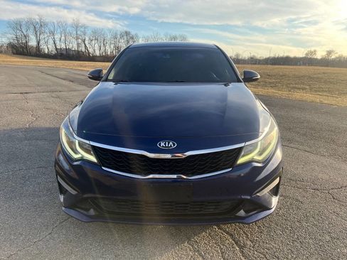Used 2019 Kia Optima LX image 2
