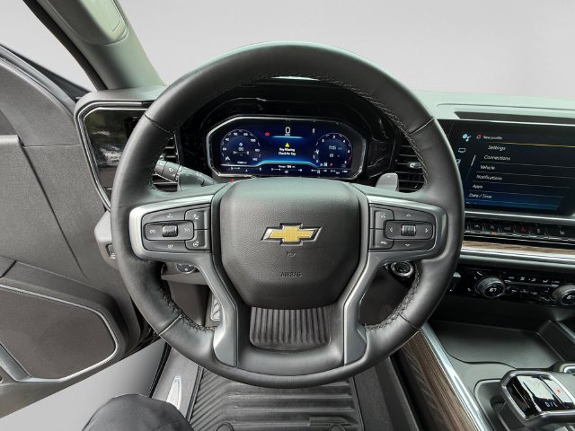 Used 2024 Chevrolet Silverado 1500 LT AWD/4WD image 13