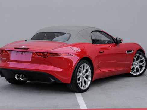 Used 2014 Jaguar F-TYPE Convertible RWD image 4