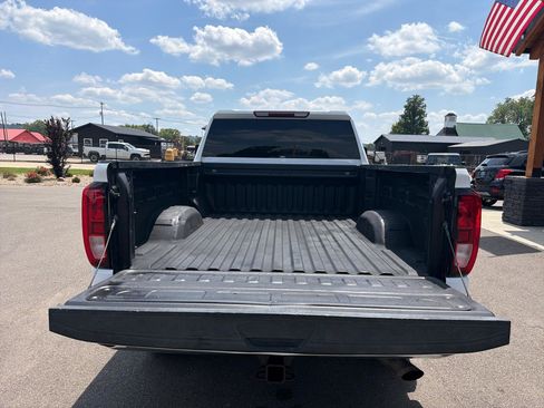 Used 2020 GMC Sierra 2500 4x4 Crew Cab w/ Convenience Package image 16