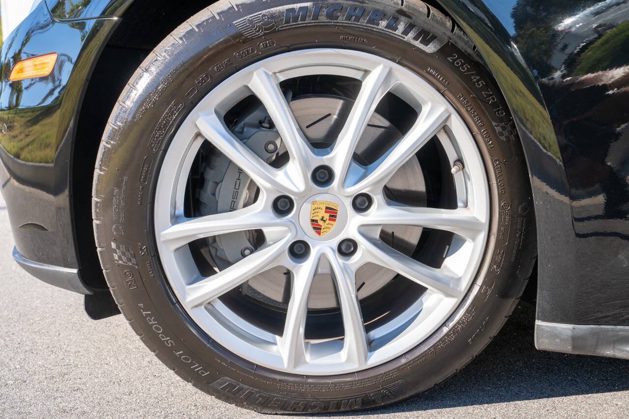 Used 2018 Porsche Panamera 4S AWD/4WD image 88