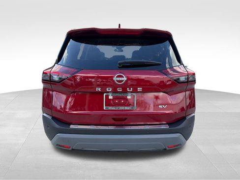 Used 2023 Nissan Rogue SV FWD image 7
